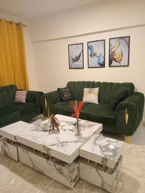 Cool stay apartments-LUXORE